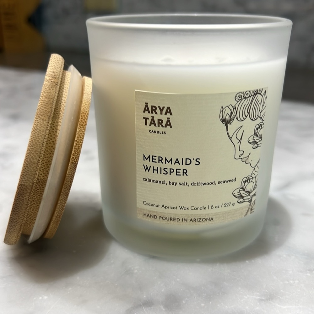 Mermaid's Whisper Candle - White